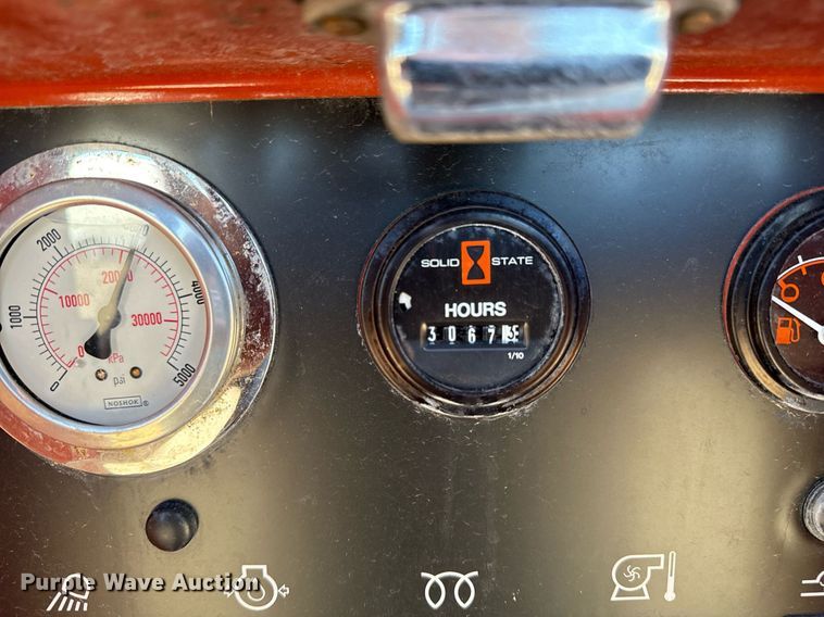 image for item EG2589 2010 Ditch Witch FX60 vacuum excavator