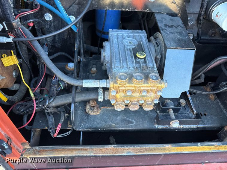 image for item EG2589 2010 Ditch Witch FX60 vacuum excavator