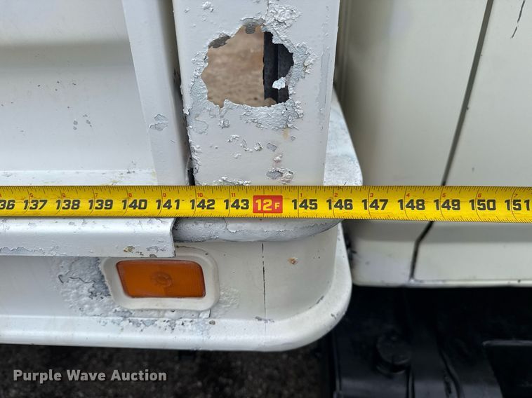 image for item EG5829 1993 Ford F700 dump flatbed truck