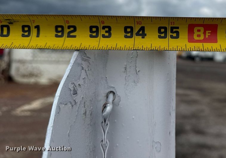 image for item EG5829 1993 Ford F700 dump flatbed truck