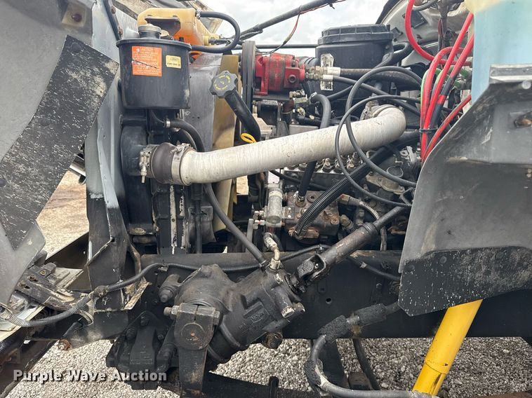 image for item EG5829 1993 Ford F700 dump flatbed truck