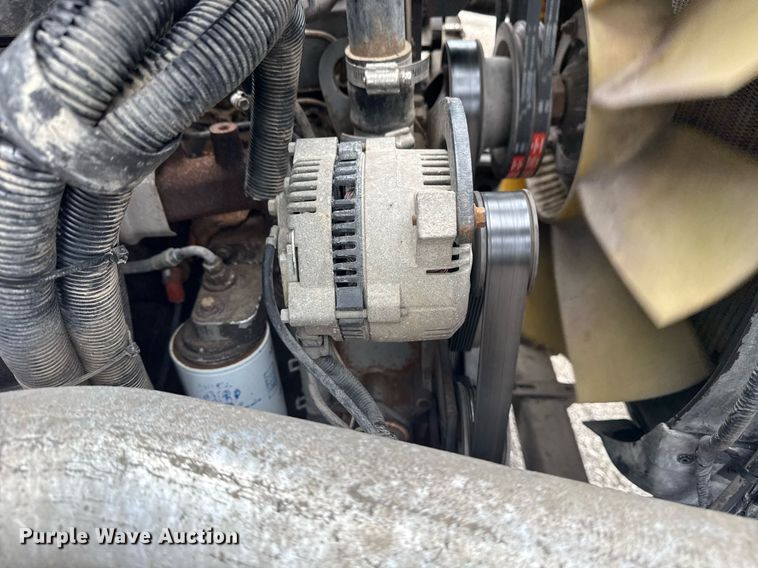 image for item EG5829 1993 Ford F700 dump flatbed truck