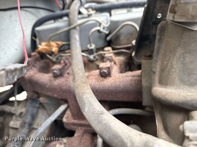 image for item EG5829 1993 Ford F700 dump flatbed truck