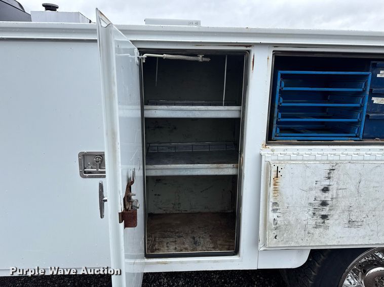 image for item EG5852 2012 Dodge Ram 5500HD utility / service truck