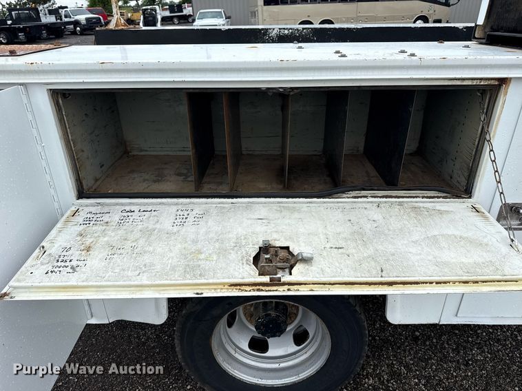 image for item EG5852 2012 Dodge Ram 5500HD utility / service truck