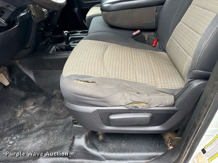 image for item EG5852 2012 Dodge Ram 5500HD utility / service truck