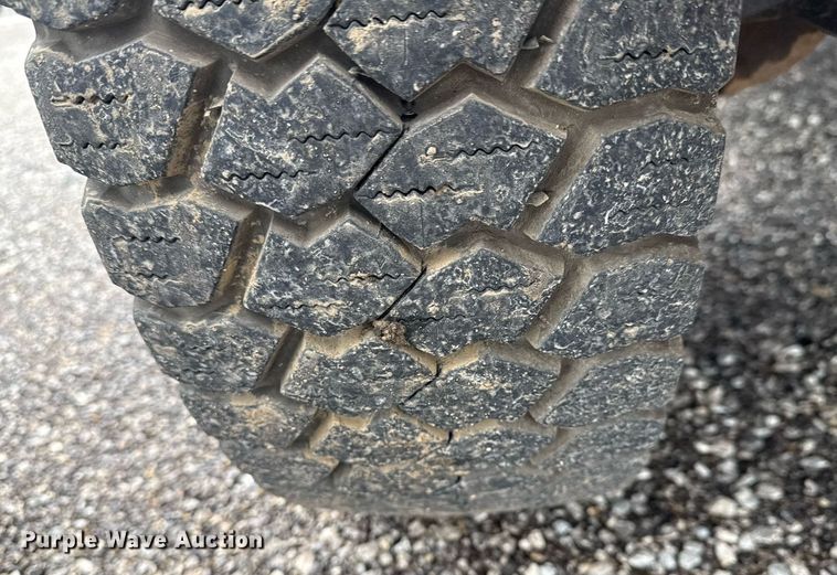 image for item EG5852 2012 Dodge Ram 5500HD utility / service truck