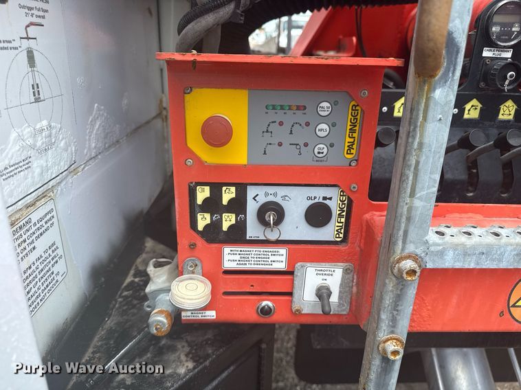 image for item EG5890 2012 Freightliner Business Class M2  grapple crane truck