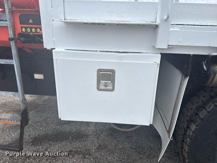 image for item EG5890 2012 Freightliner Business Class M2  grapple crane truck