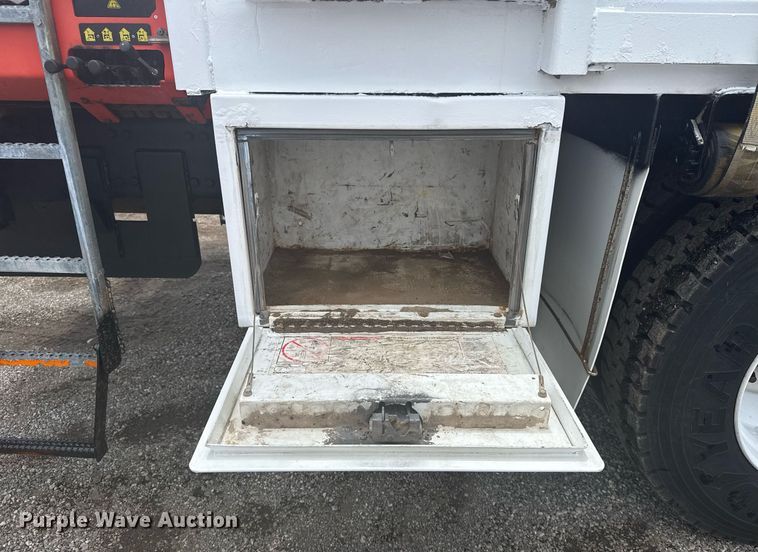 image for item EG5890 2012 Freightliner Business Class M2  grapple crane truck