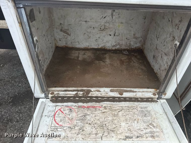 image for item EG5890 2012 Freightliner Business Class M2  grapple crane truck