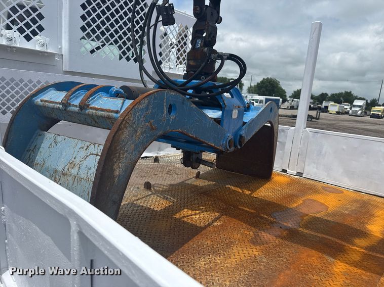 image for item EG5890 2012 Freightliner Business Class M2  grapple crane truck