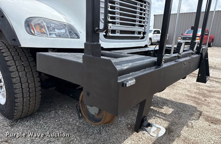 image for item EG5890 2012 Freightliner Business Class M2  grapple crane truck