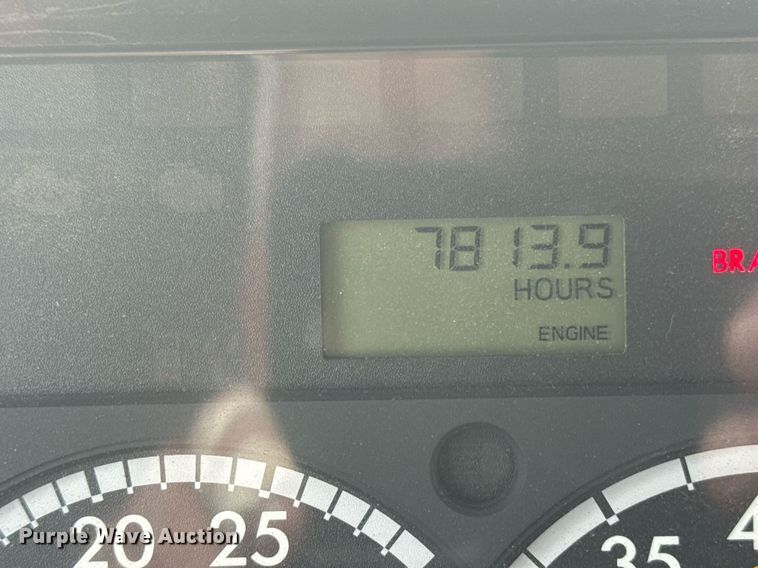 image for item EG5890 2012 Freightliner Business Class M2  grapple crane truck