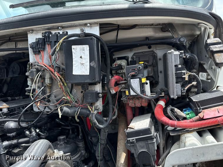 image for item EG5890 2012 Freightliner Business Class M2  grapple crane truck