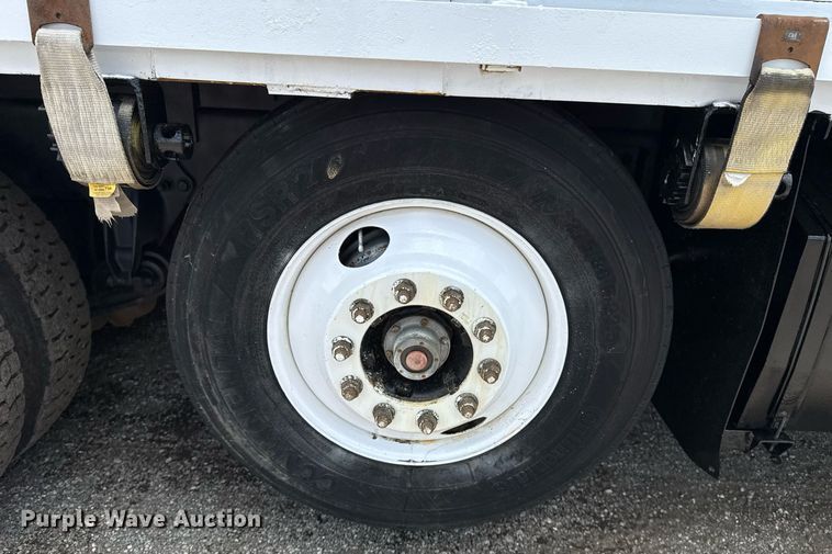 image for item EG5890 2012 Freightliner Business Class M2  grapple crane truck