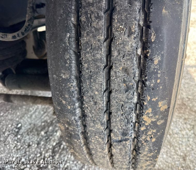 image for item EG5890 2012 Freightliner Business Class M2  grapple crane truck