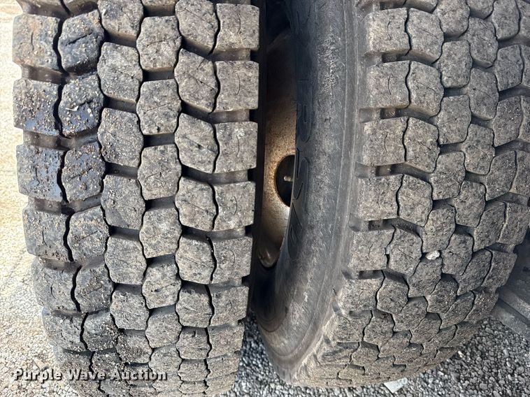 image for item EG5890 2012 Freightliner Business Class M2  grapple crane truck