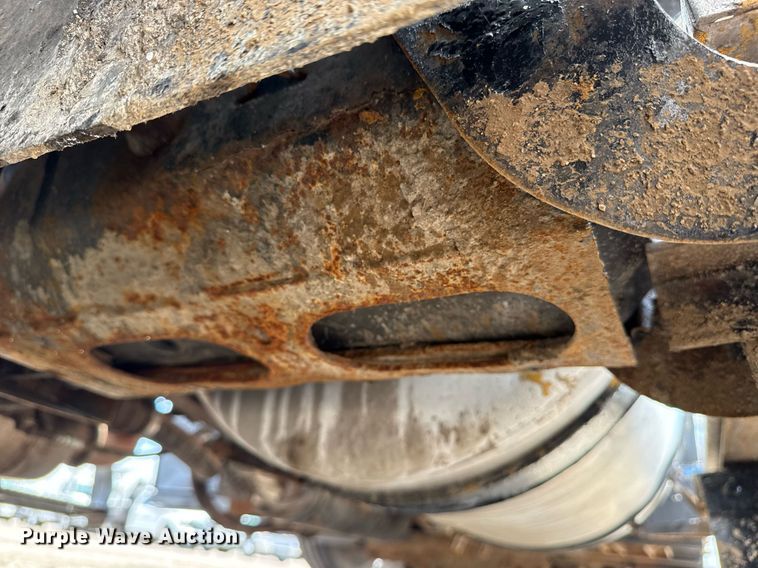 image for item EG5890 2012 Freightliner Business Class M2  grapple crane truck