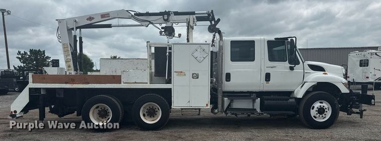 image for item EG5892 2011 International 7400 Crew Cab crane truck