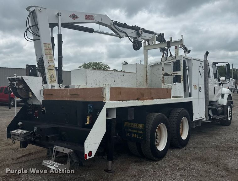 image for item EG5892 2011 International 7400 Crew Cab crane truck