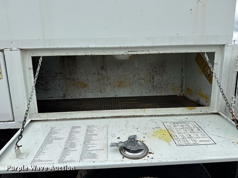 image for item EG5892 2011 International 7400 Crew Cab crane truck