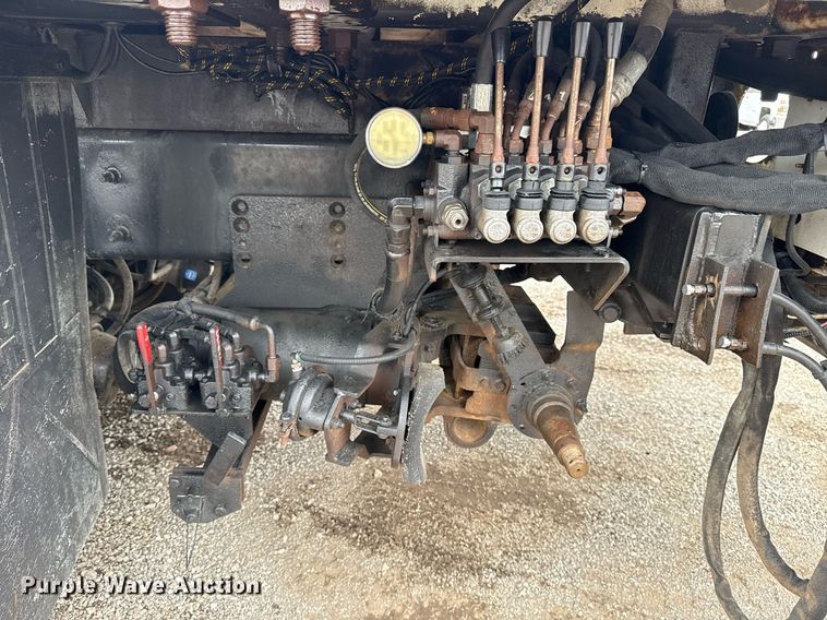 image for item EG5892 2011 International 7400 Crew Cab crane truck