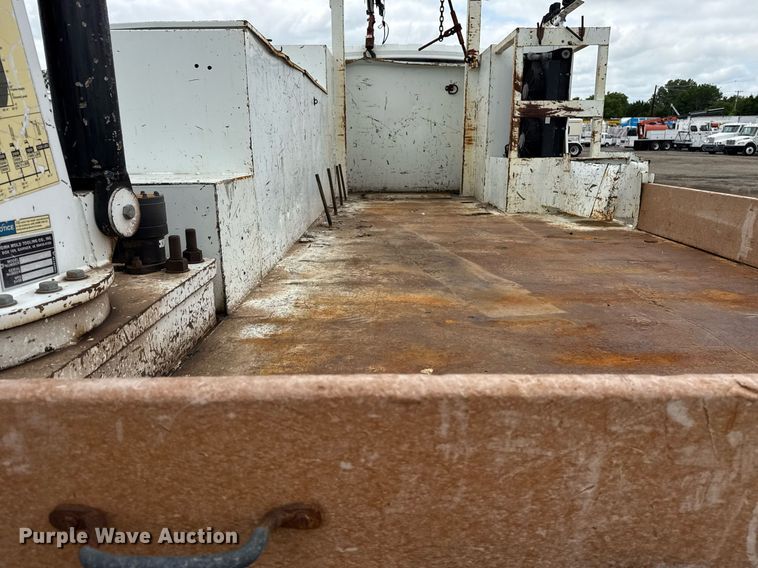 image for item EG5892 2011 International 7400 Crew Cab crane truck