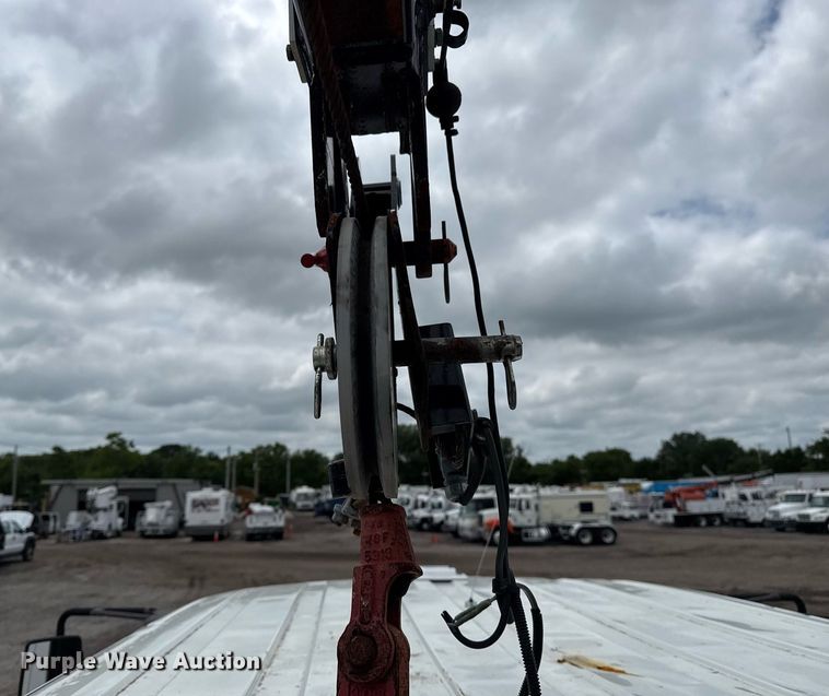 image for item EG5892 2011 International 7400 Crew Cab crane truck