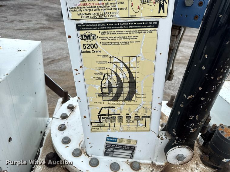 image for item EG5892 2011 International 7400 Crew Cab crane truck