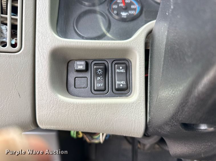 image for item EG5892 2011 International 7400 Crew Cab crane truck