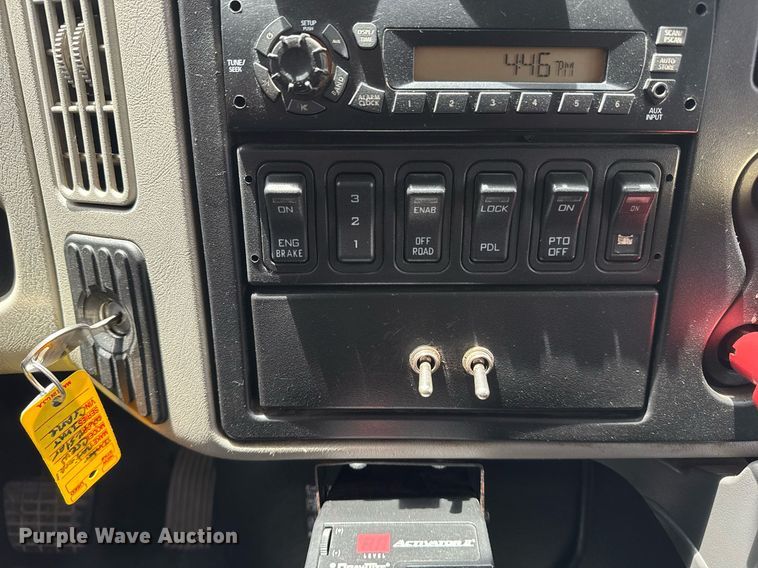 image for item EG5892 2011 International 7400 Crew Cab crane truck