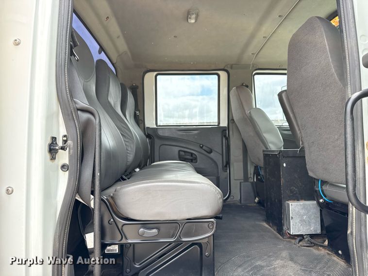 image for item EG5892 2011 International 7400 Crew Cab crane truck