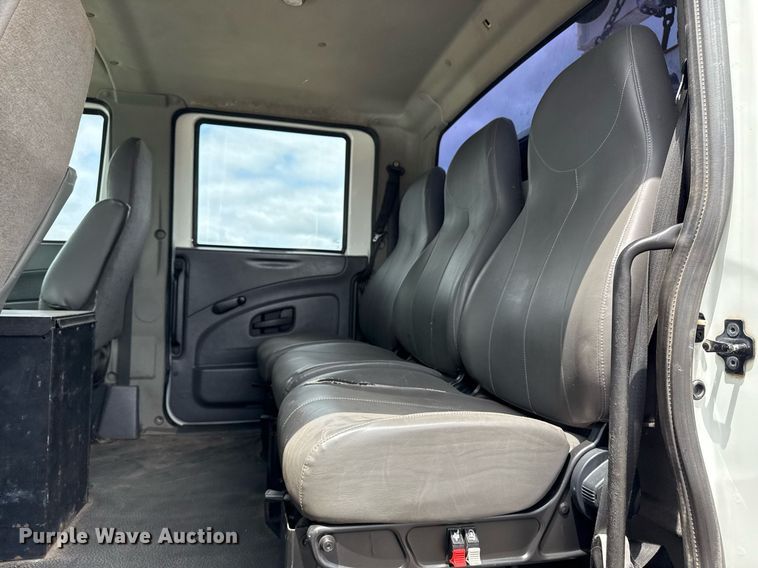 image for item EG5892 2011 International 7400 Crew Cab crane truck