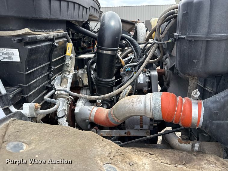 image for item EG5892 2011 International 7400 Crew Cab crane truck