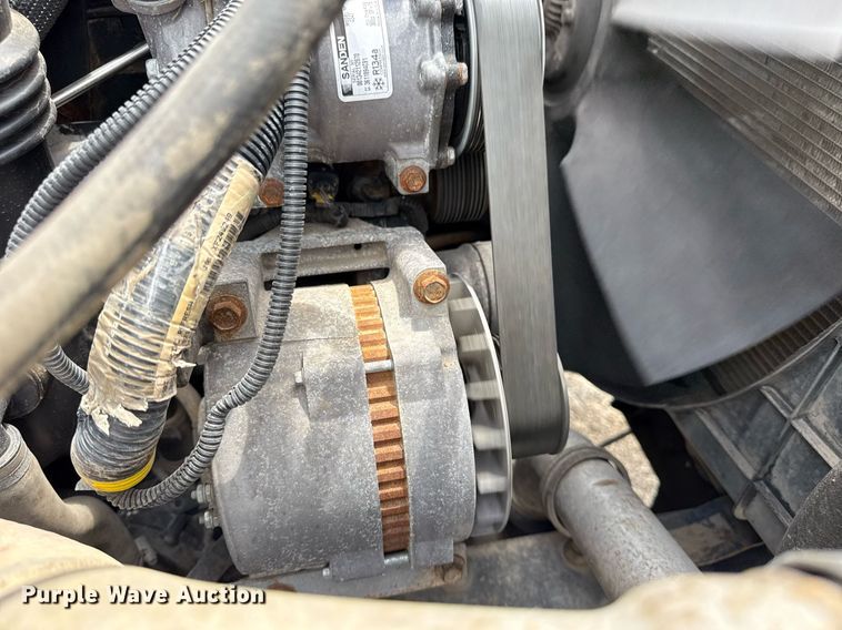 image for item EG5892 2011 International 7400 Crew Cab crane truck