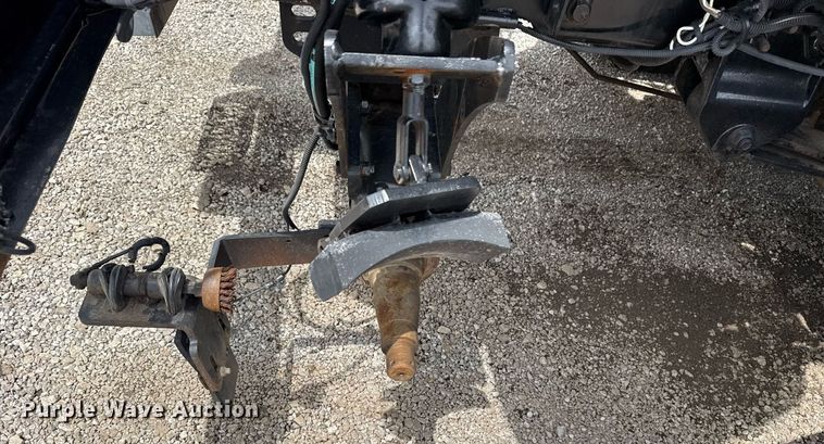 image for item EG5892 2011 International 7400 Crew Cab crane truck