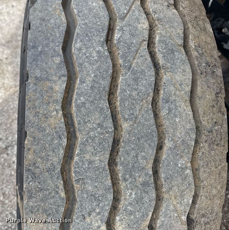 image for item EG5892 2011 International 7400 Crew Cab crane truck