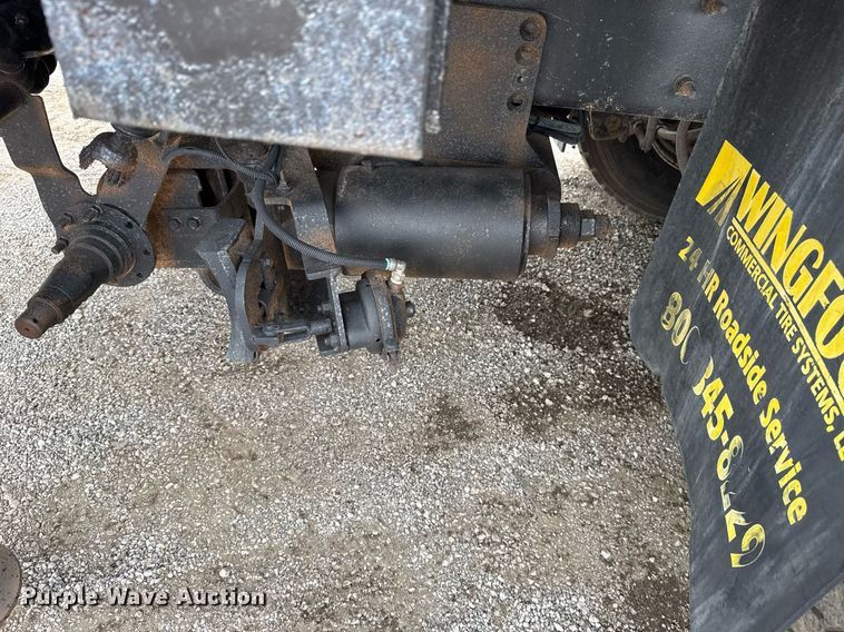 image for item EG5892 2011 International 7400 Crew Cab crane truck