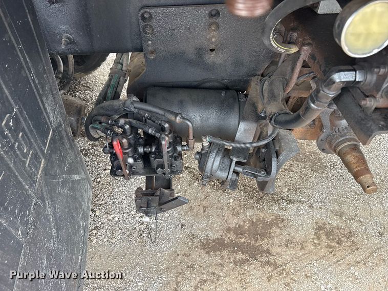 image for item EG5892 2011 International 7400 Crew Cab crane truck