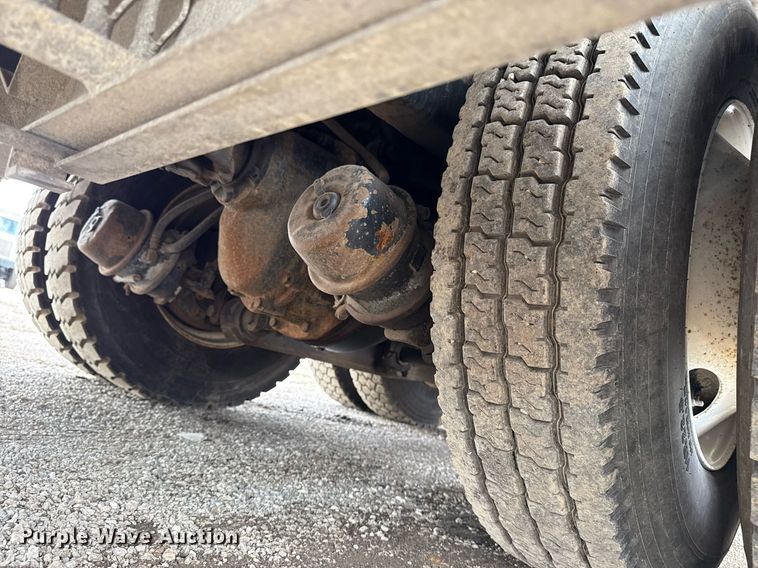 image for item EG5892 2011 International 7400 Crew Cab crane truck