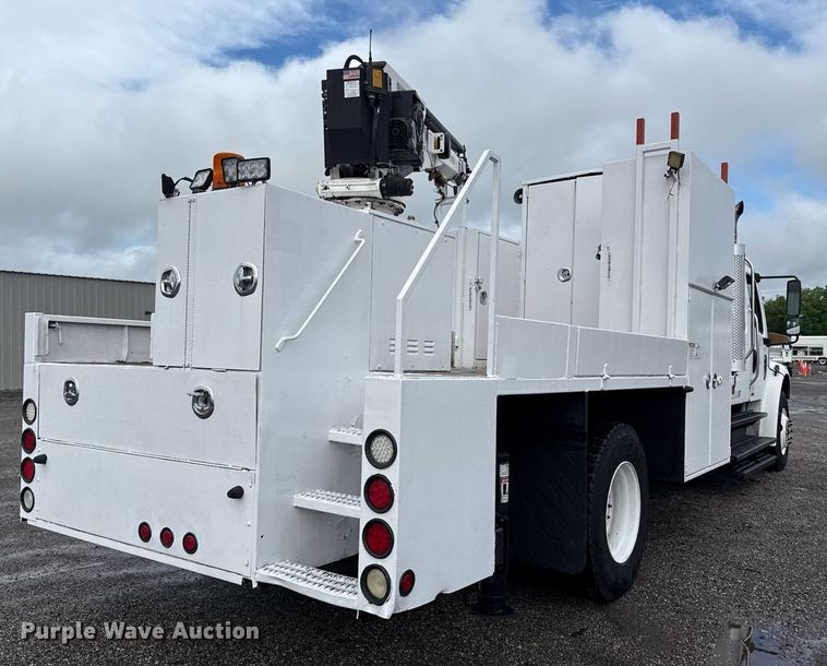 image for item EG5896 2007 Freightliner Business Class M2 Crew Cab utility / service truck