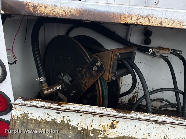 image for item EG5896 2007 Freightliner Business Class M2 Crew Cab utility / service truck