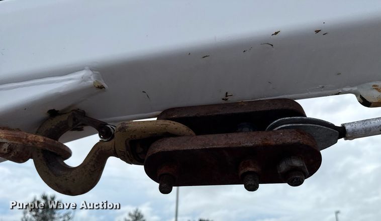 image for item EG5896 2007 Freightliner Business Class M2 Crew Cab utility / service truck