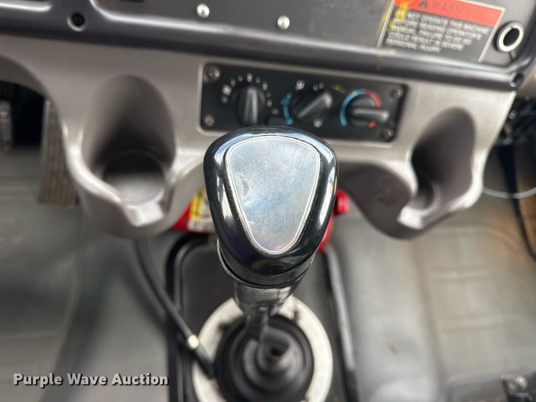 image for item EG5896 2007 Freightliner Business Class M2 Crew Cab utility / service truck