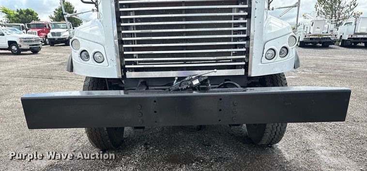 image for item EG5902 2012 Freightliner Business Class M2 dump truck