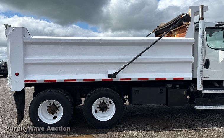 image for item EG5902 2012 Freightliner Business Class M2 dump truck