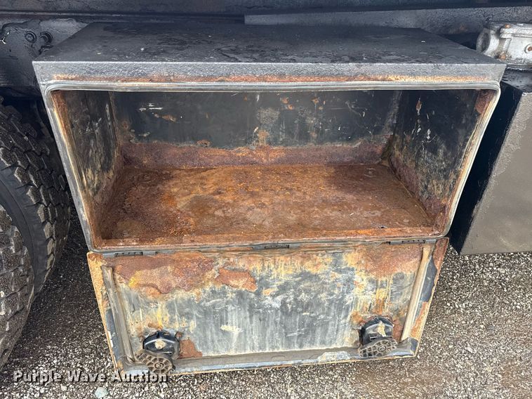 image for item EG5902 2012 Freightliner Business Class M2 dump truck