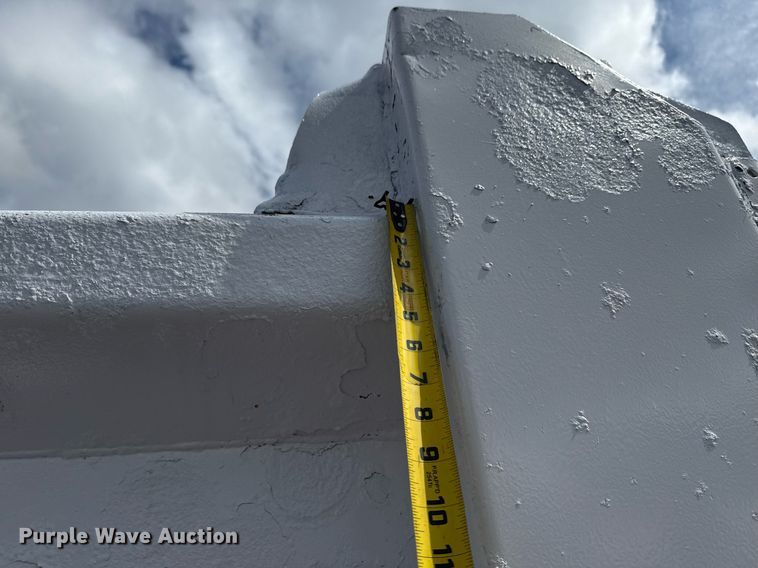 image for item EG5902 2012 Freightliner Business Class M2 dump truck