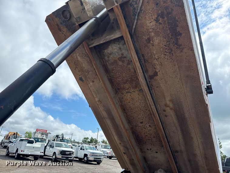 image for item EG5902 2012 Freightliner Business Class M2 dump truck